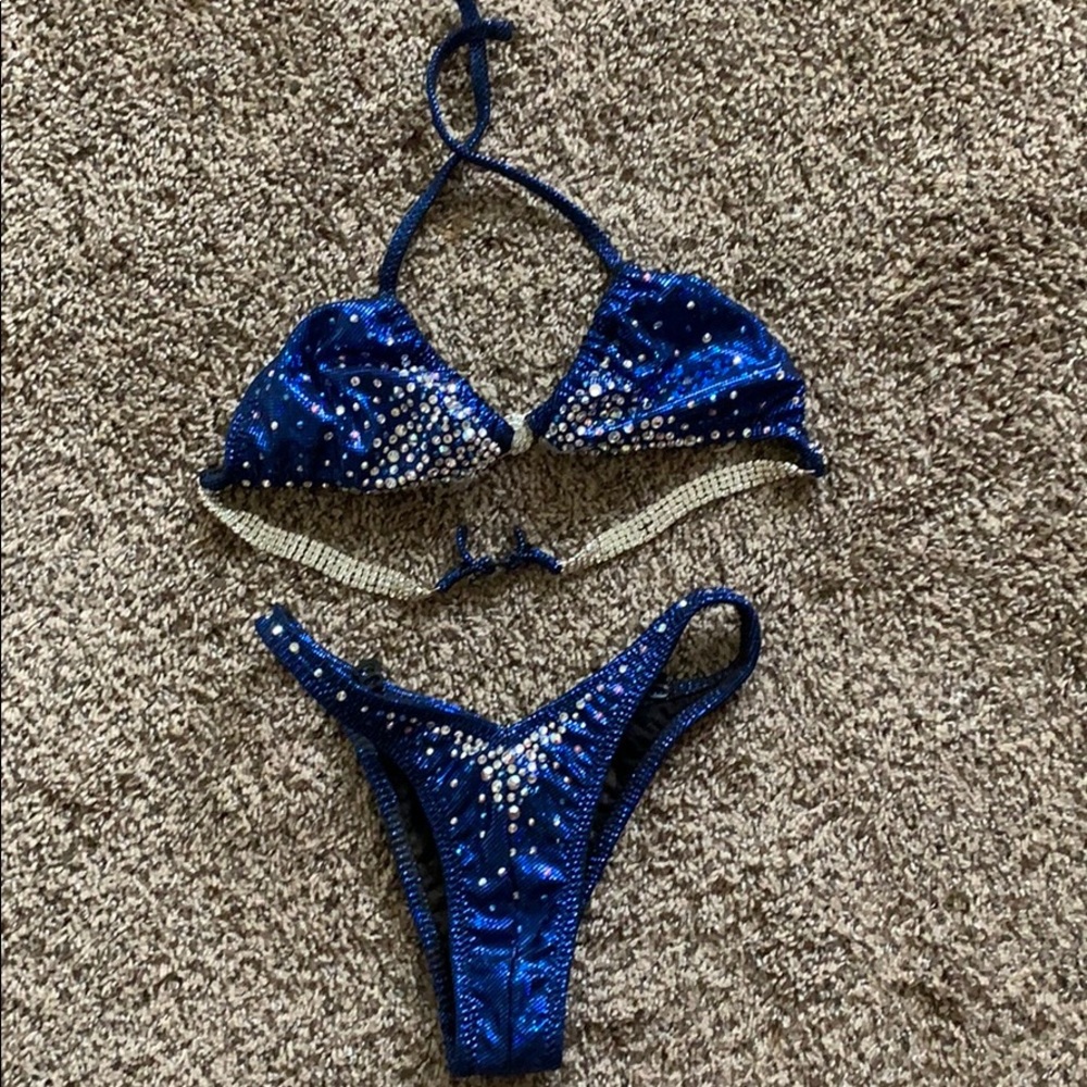 Women’s Physique Bodybuilding Suit